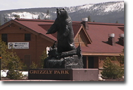 grizzly statue